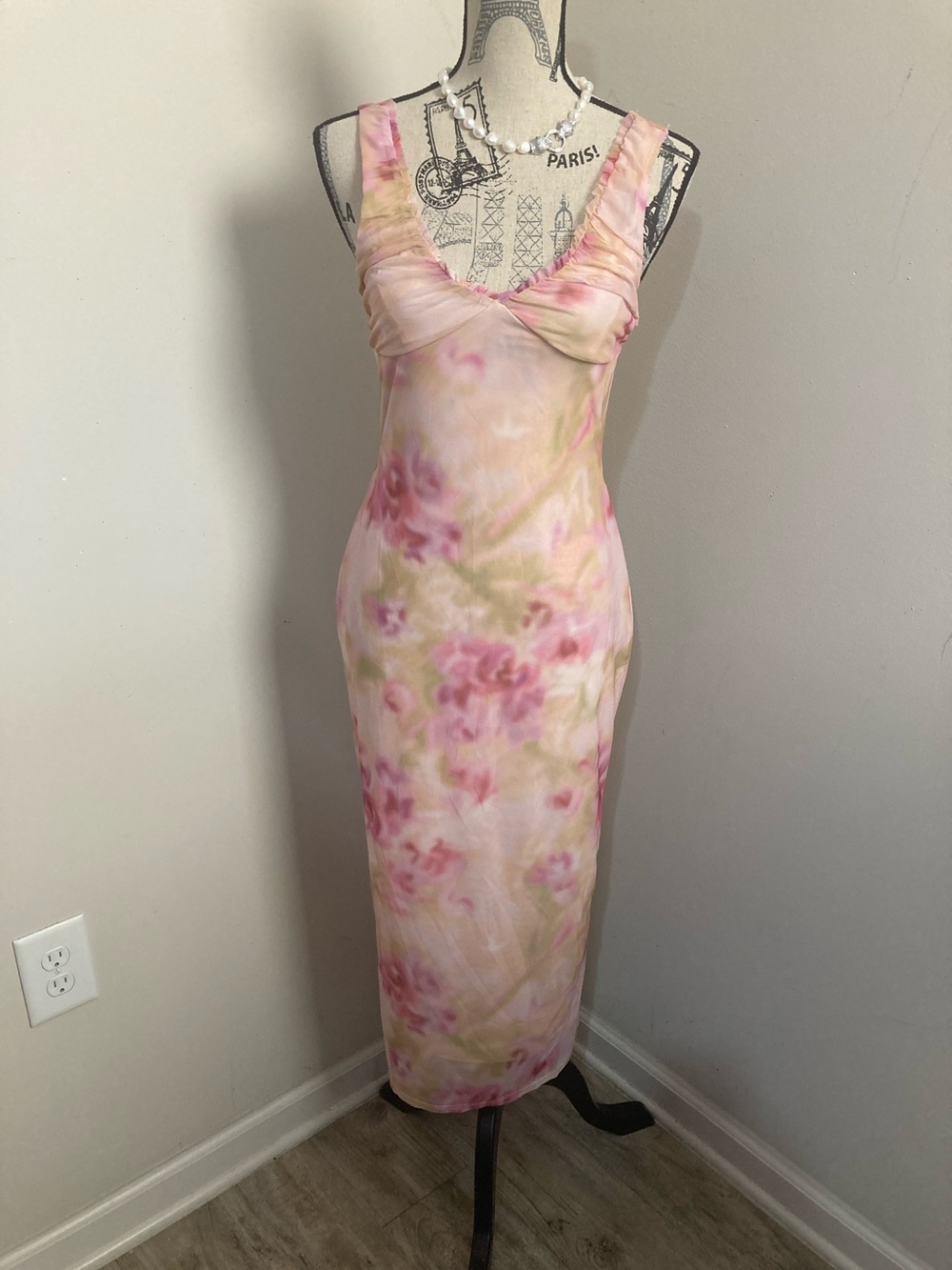 Derek Heart Pink & Cream Floral Sleeveless Midi Dress